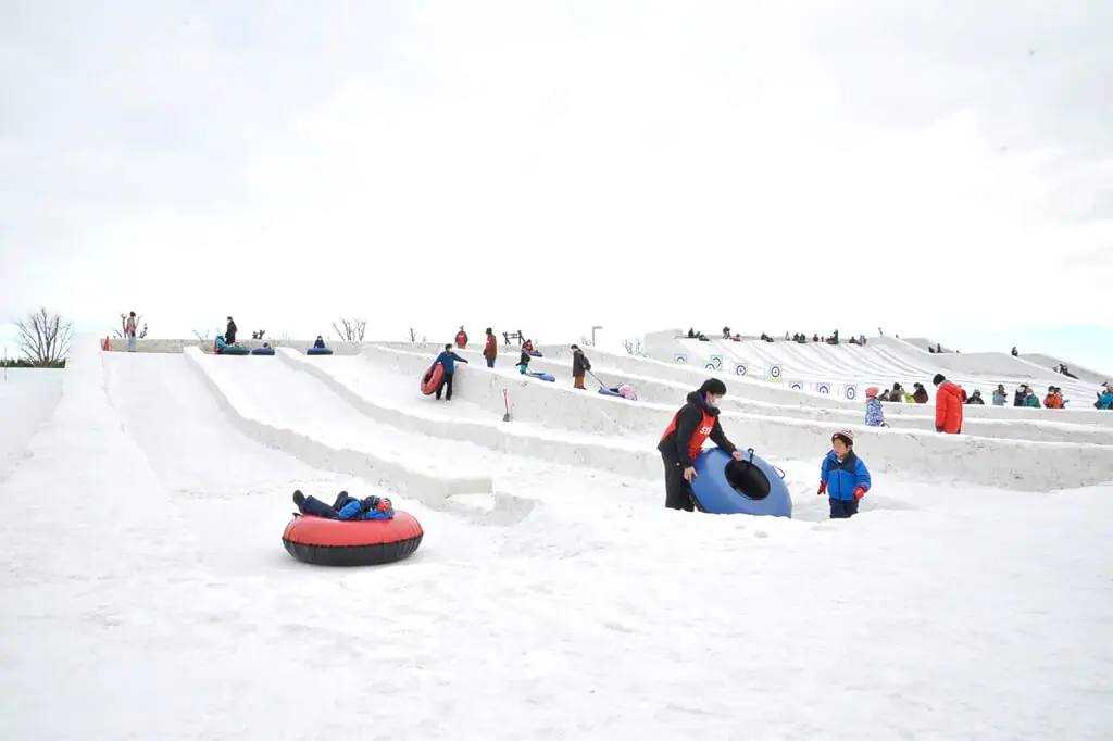 「札幌雪祭 2025」完整攻略：交通、美食、景點、服裝一次搞定！