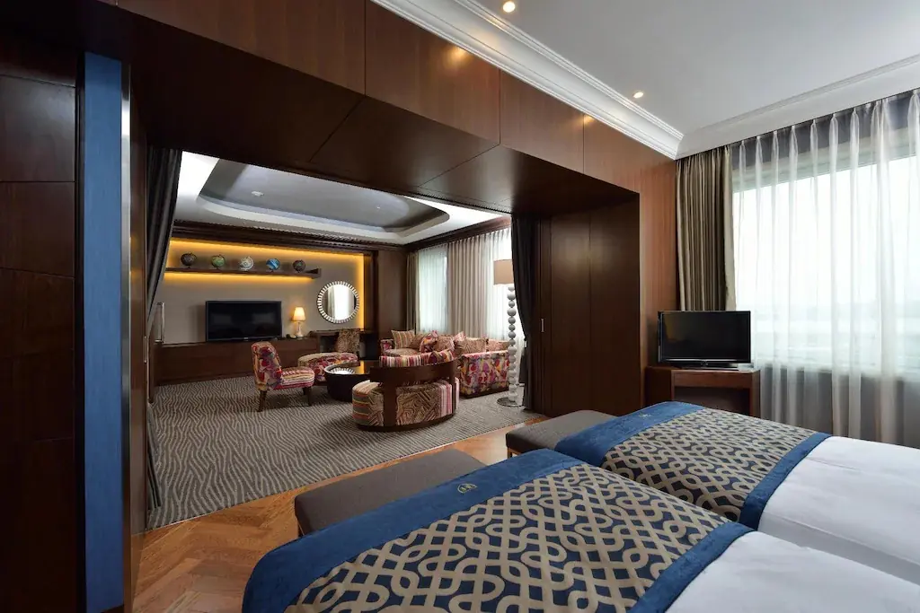 the-royal-park-hotel-tokyo-haneda-airport-terminal-3-01