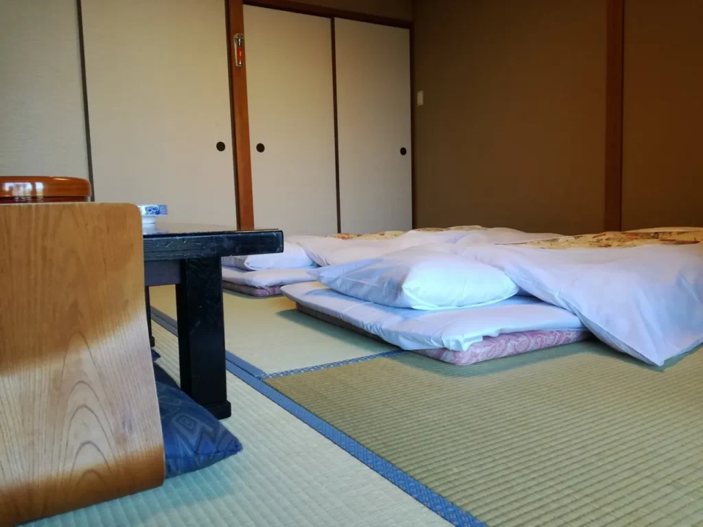 japan-hotel-etiquette-guide-03