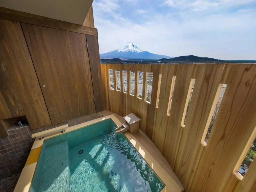 鐘山苑飯店 (Hotel Kaneyamaen)Hotel Kaneyamaen